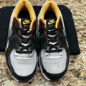 Nike Air Max Excee D2N boys size 12C